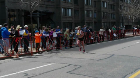 Female Marathon Runner Stock-Footage 37576179