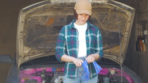 Female mechanic Stock Footage 114555522