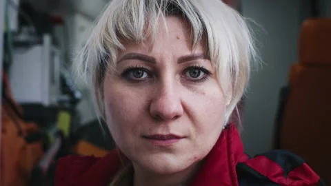 Female paramedic looking at camera Video stock 167962847