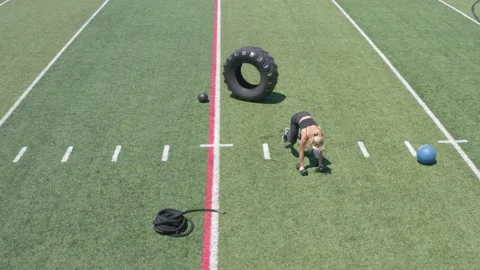 Female Physical Trainer Exercising Working Out Full Body Weights Aerial Drone 库存影片 154384338