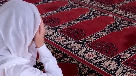 Female Pray Ramadan Mosque Interior Stock Footage 339952716