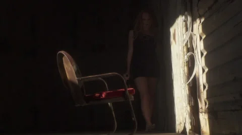 Female redheaded model in a train car v2 스톡 동영상 30884893