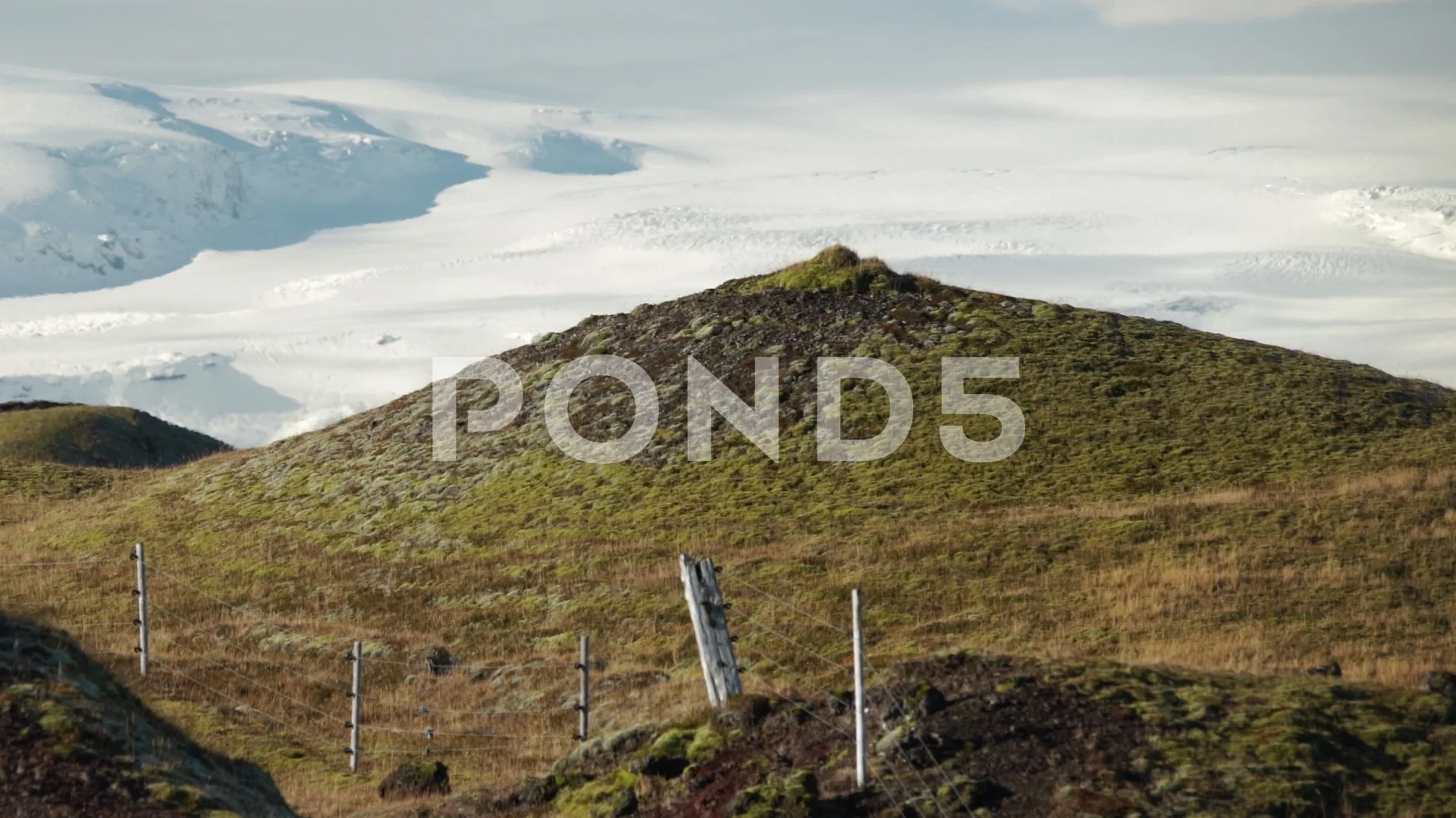 Female shapes in nature, breast shaped glacial moraine, Vatnajokull Iceland