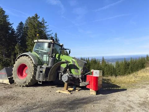  Fendt tractor with a flat tire on the way up to Edelsberg mountain in Nes... Stock Photos