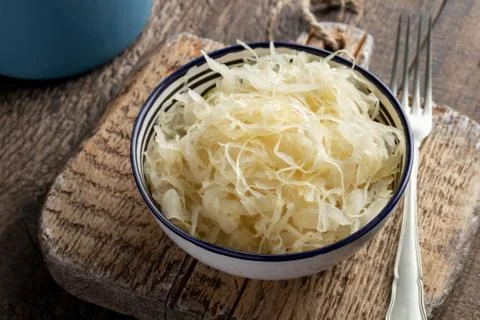 Fermented cabbage in a bowl Foto stock