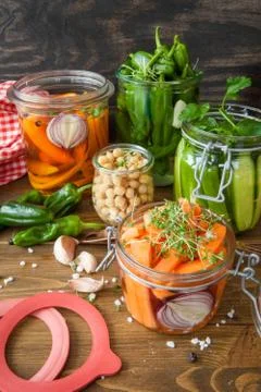 Fermenting fresh vegetables Foto stock