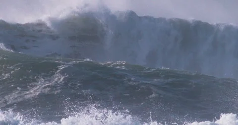 Ferocious sea waves breaking high impact water slow motion 스톡 동영상 331331549