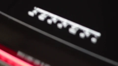 Ferrari Logo Pull Focus 動画素材 76627747