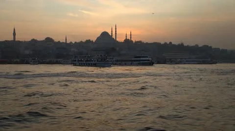 Ferries in the sunset on Istanbul background Stock-Footage 10828645