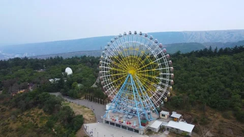 Ferris wheel aerial view Video stock 168570397