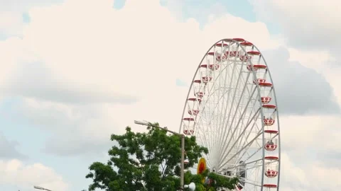 Ferris wheel and sky Stock Footage 170772196