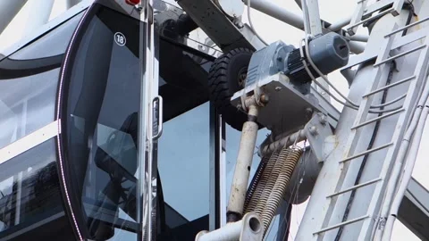 Ferris Wheel attraction. Stock Footage 153371785