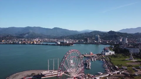 Ferris wheel batumi Video stock 225253690