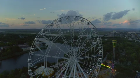 Ferris wheel on the beach Stock-Footage 96464278