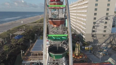 Ferris Wheel on the coast. Stock Footage 283510454