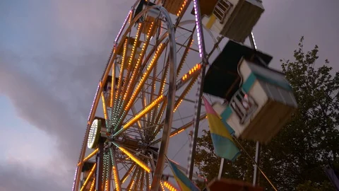 Ferris wheel at a county fair 4K Stock Footage 115902803