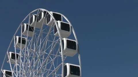 Ferris wheel with enclosed cabins- close-up Video stock 342623719