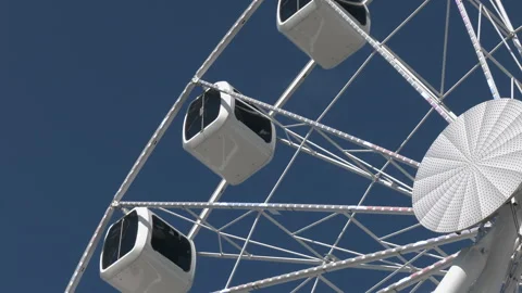 Ferris wheel with enclosed cabins- extreme-close-up Video stock 342623946