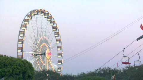 Ferris Wheel Stock-Footage 268586