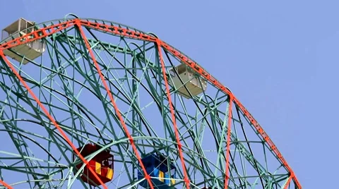 Ferris wheel Stock Footage 8577576