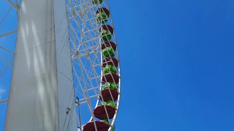 Ferris wheel Stock Footage 270496075
