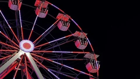 Ferris Wheel at night Stockbeeldmateriaal 252546840