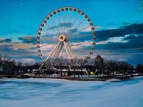 Ferris wheel Stock Photos