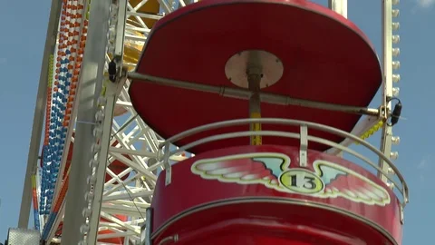 Ferris Wheel Pods 스톡 동영상 99307161
