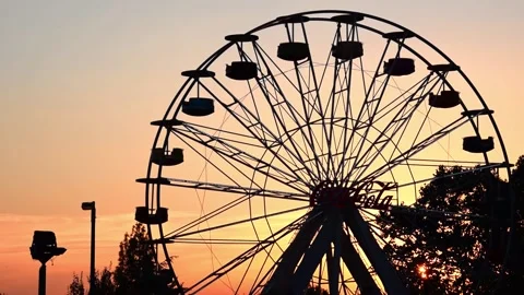 Ferris wheel silhouette at sunset. Stock Footage 137163972