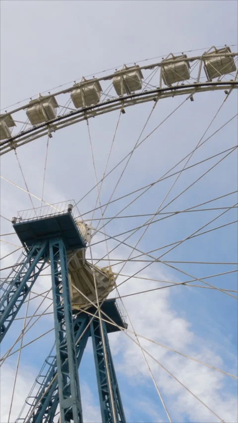 Ferris Wheel In The Sky With Summer Clouds. Vertical. Stock Footage 284173104