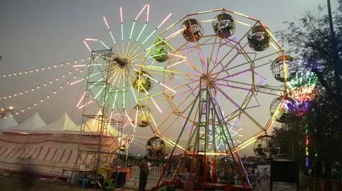 Ferris wheel, theme park, time lapse Video stock 60965023