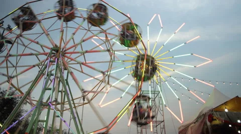 Ferris wheel, theme park, time lapse Video stock 60972612
