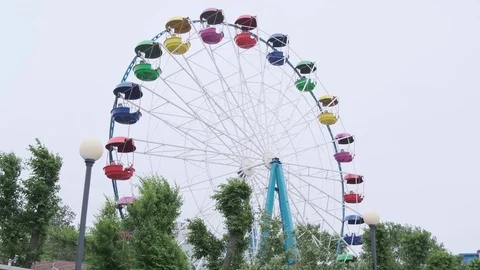 The Ferris wheel turns without people Stock Footage 111448972