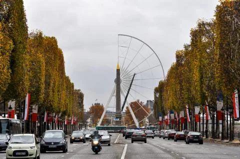 Ferris wheel under construction on Concorde Square in Paris Stock-Fotos