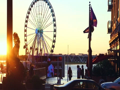 Ferris Wheel on Water 스톡 동영상 79973411