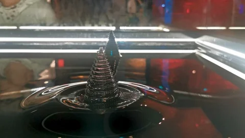 Ferro fluid experminet real time video rotate Stock Footage 125849974