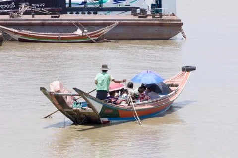 Ferry across the river Foto stock