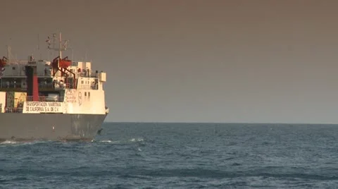 Ferry by afternoon 2 動画素材 10973299