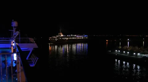 A ferry boat by night 库存影片 57299993