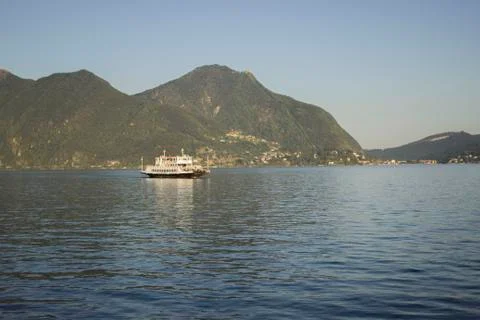Ferry crossing during sunset Foto stock