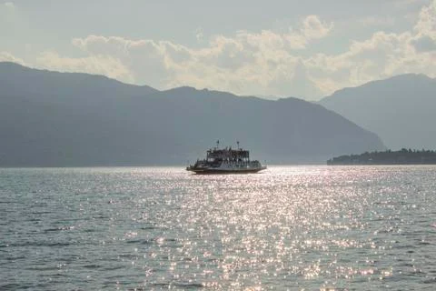 Ferry crossing in the sun Foto stock
