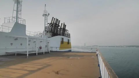 Ferry departing from the port 動画素材 277907040