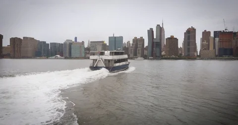FERRY LEAVING NYC WATER FRONT Stock Footage 77601087
