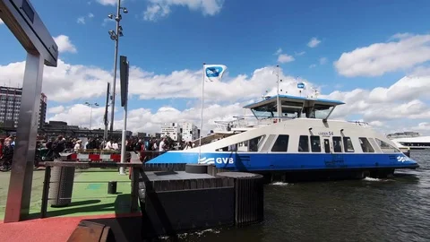 Ferry over the Y in Amsterdam Video stock 115490839