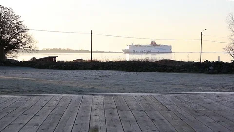 Ferry passing by in the Swedish achipelago 動画素材 75688245