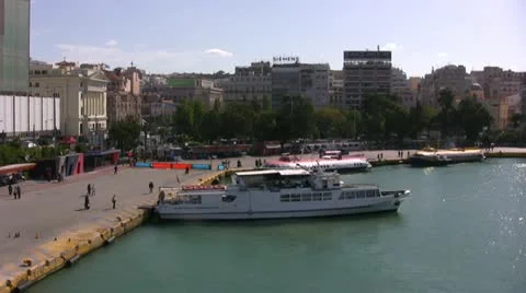 Ferry ready to leave Piraeus Stock-Footage 12669951