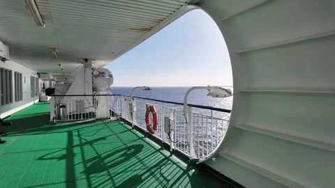 Ferry Side Deck with Green Floor and Safety Equipment Vidéo 347684298