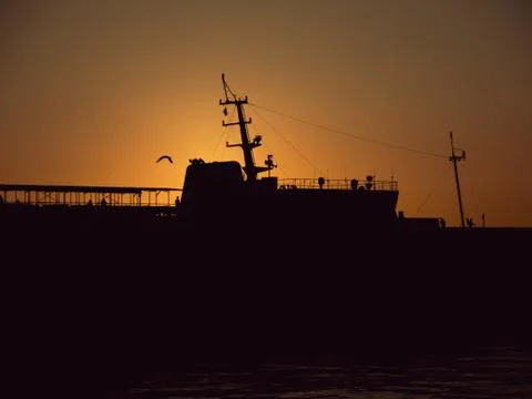 Ferry silhoutte in Istanbul in the evening Stock Photos