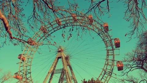 Ferry's wheel spinning Stock Footage 100427952