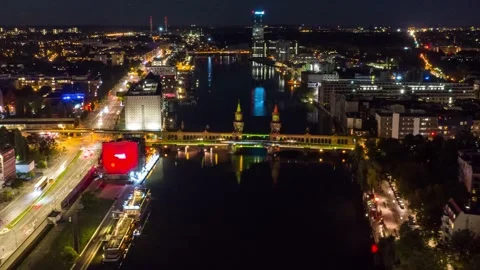 Festival of lights - Berlin -hyperlapse above Oberbaum bridge 動画素材 145702177